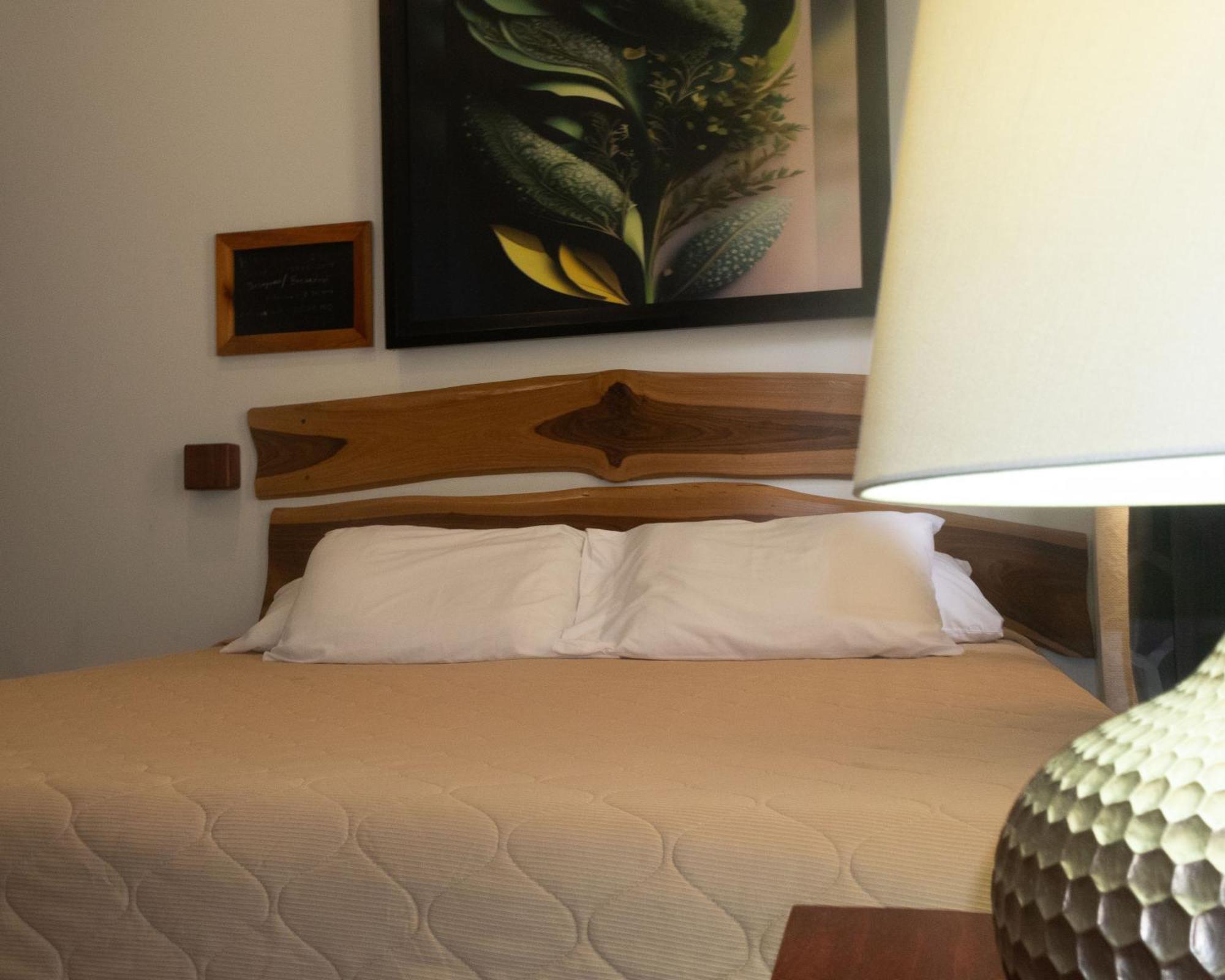 Hotel Leon Inn 2*